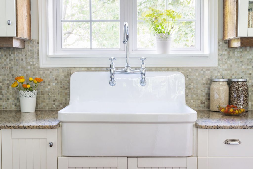 3 Ways To Keep Your Kitchen Sink Smelling Clean
